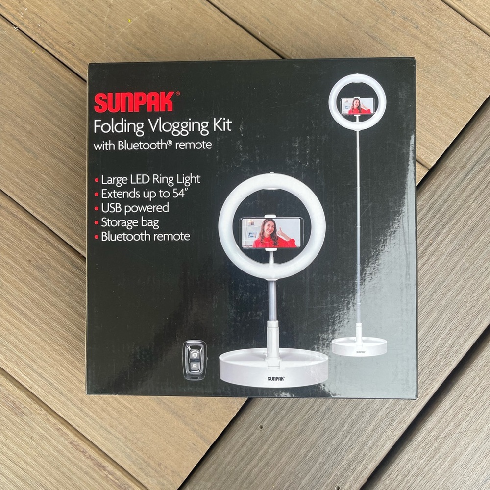 Folding Vlogging Kit with Bluetooth Remote - White